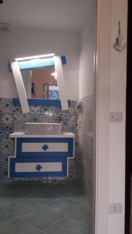 Aquamarine Apartment Nel Cuore Di San Vito room 6
